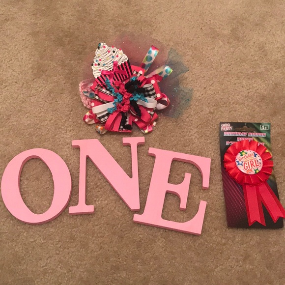 Other - Baby girl birthday items